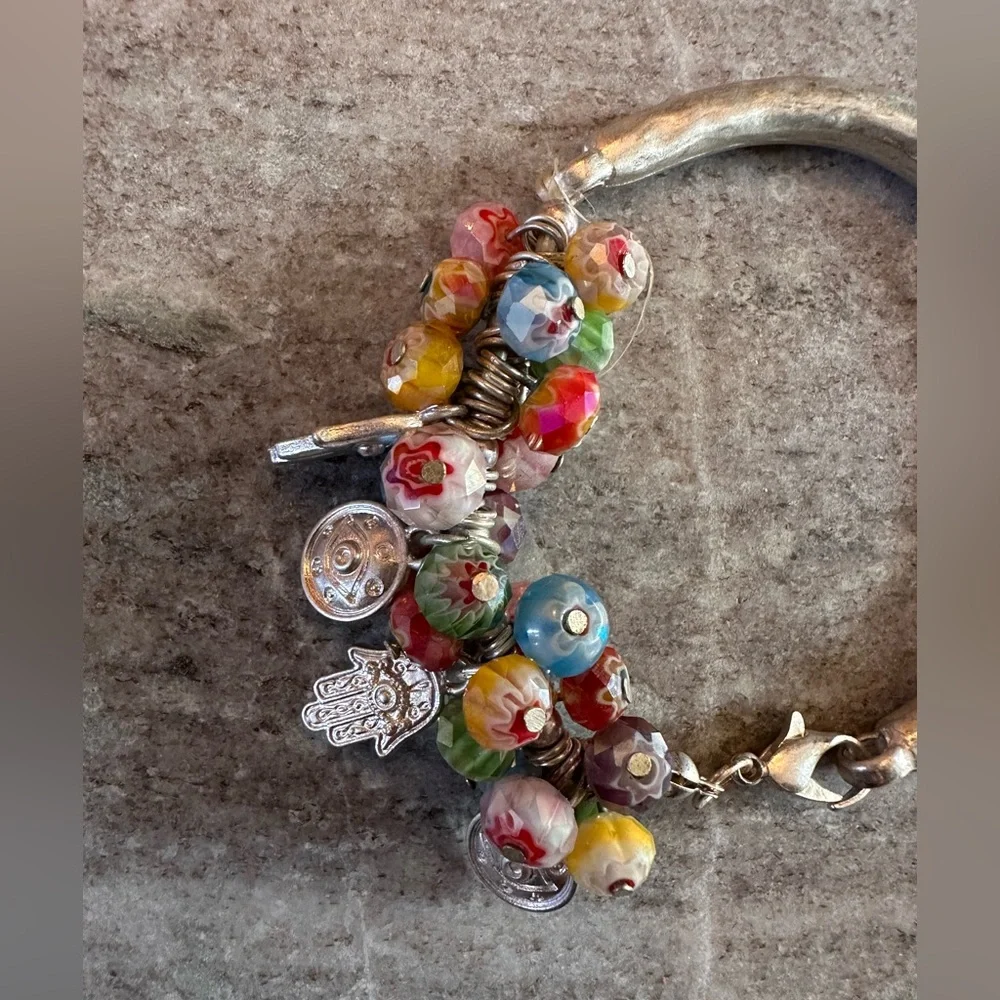 Silver & Glass Beaded Bracelet Ft Evil Eye & Hamsa - Picture 4 of 4